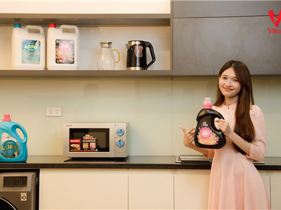 Sen Huyền Bí: Hương Thơm Khiến Quần Áo “Tỉnh Giấc” Mỗi Ngày